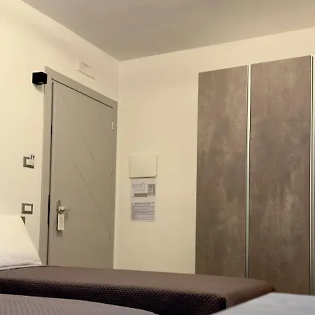 Vesta Motel Vieste